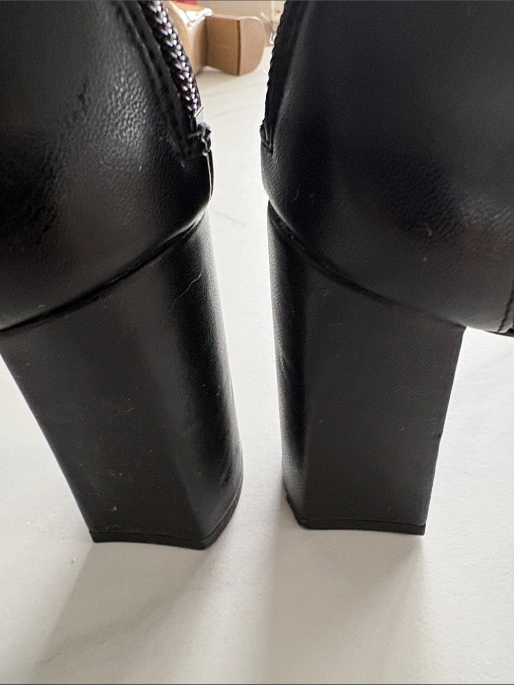 Adrienne Vittadini Black T-Strap Pointed Toe Heels - Picture 4 of 10
